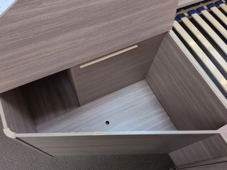 Fahrzeugbild Bürstner DELFIN T 660 #19