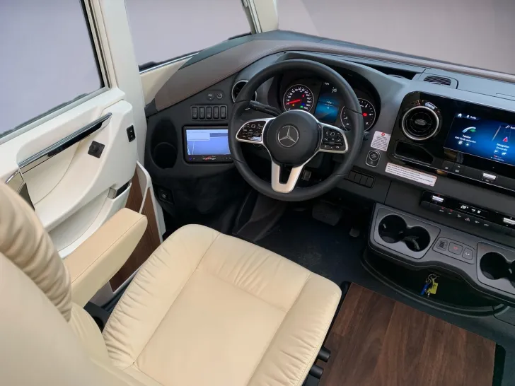 Fahrzeugbild Carthago E-LINE I 61 XL LE MB #4