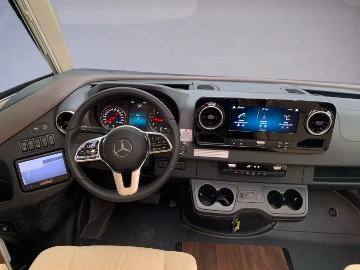 Fahrzeugbild Carthago E-LINE I 61 XL LE MB #5