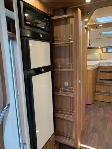 Fahrzeugbild Carthago E-LINE I 61 XL LE MB #15