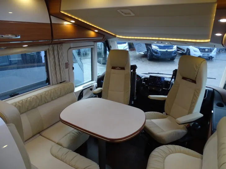 Fahrzeugbild Carthago C-LINE I 5.9 XL LE #8