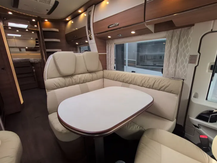 Fahrzeugbild Carthago C-LINE I 5.9 XL LE #9
