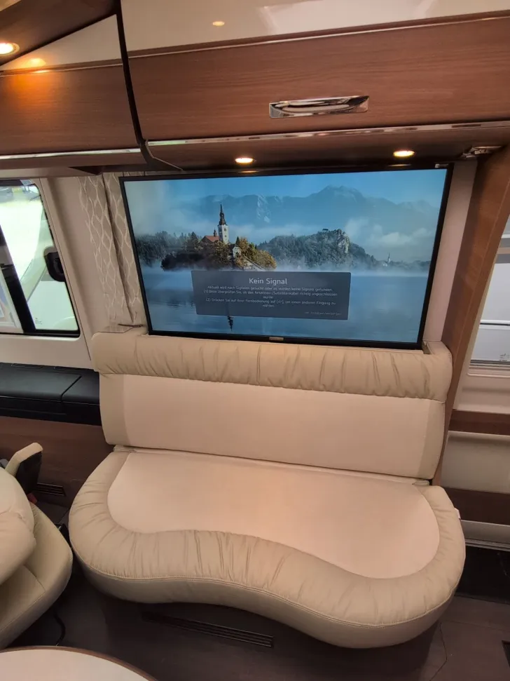 Fahrzeugbild Carthago C-LINE I 5.9 XL LE #10