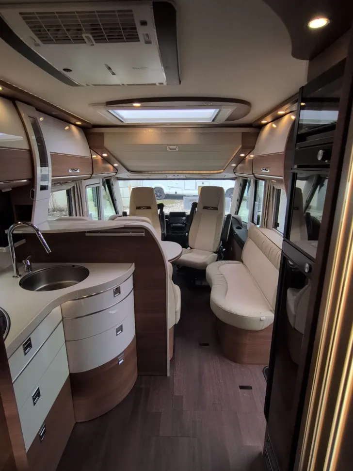 Fahrzeugbild Carthago C-LINE I 5.9 XL LE #12
