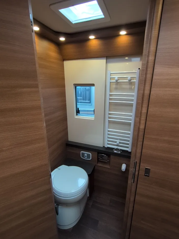 Fahrzeugbild Carthago C-LINE I 5.9 XL LE #15