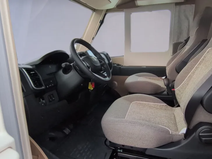 Fahrzeugbild Malibu INTEGRIERT I 450 RB-LE 4,2T #6