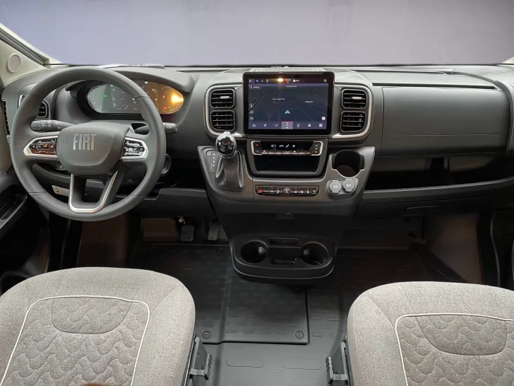 Fahrzeugbild Malibu CHARMING 640 LE COUPE #9