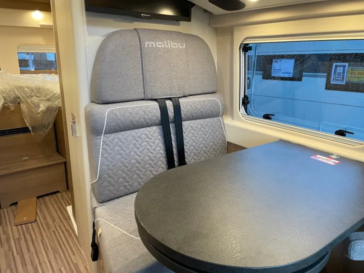 Fahrzeugbild Malibu CHARMING 640 LE COUPE #11