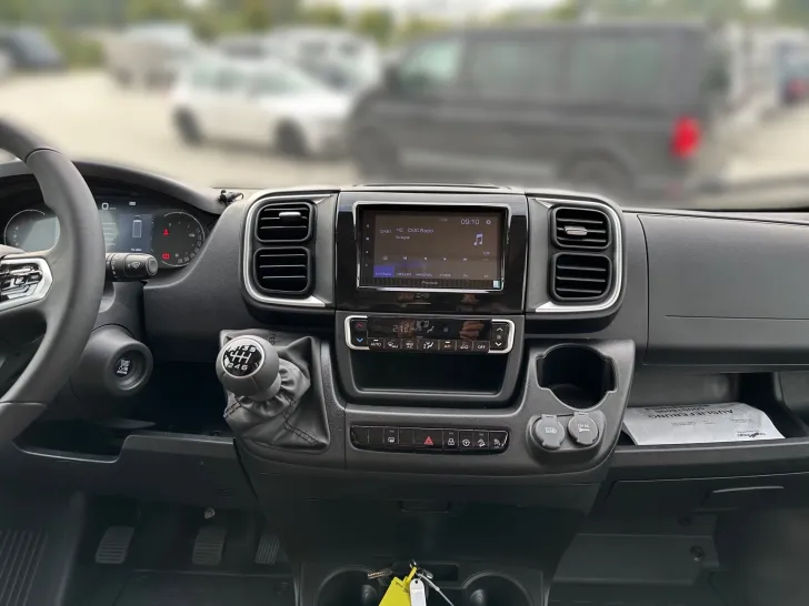 Fahrzeugbild Malibu CHARMING 640 LE RB COUPE #7