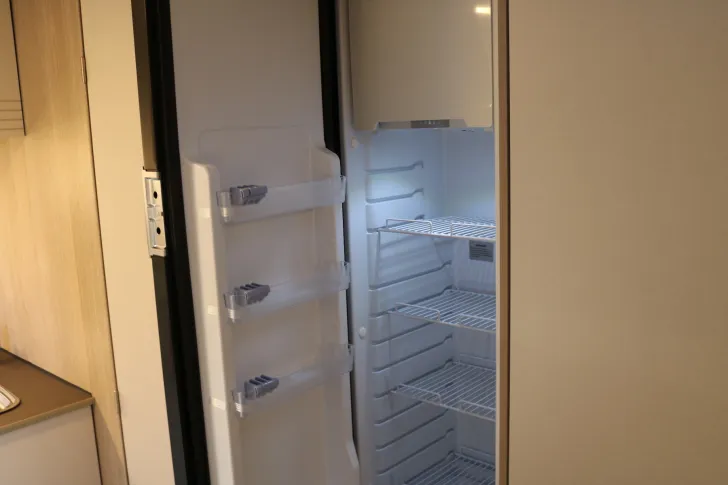 Fahrzeugbild Bürstner Premio Life 425 TS #21