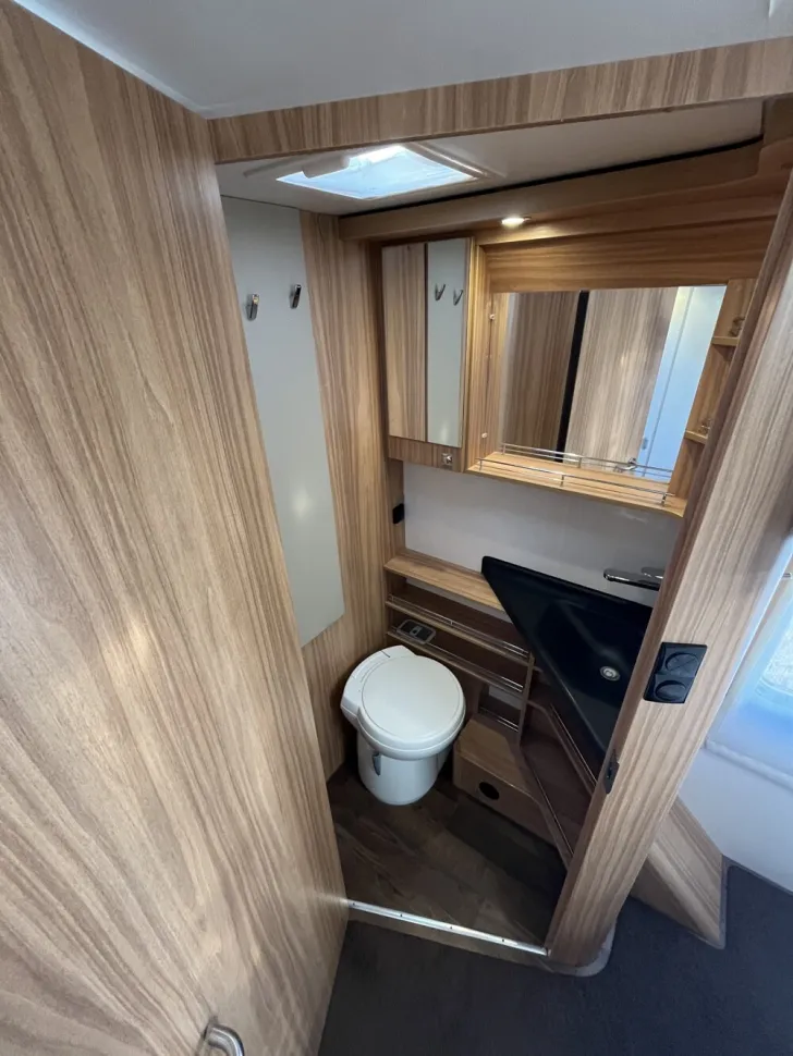 Fahrzeugbild Hymer B Classic 698 #9