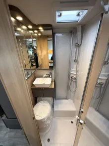 Fahrzeugbild LMC Tourer Lift 70 H 663/0 G 70 Jahre #22