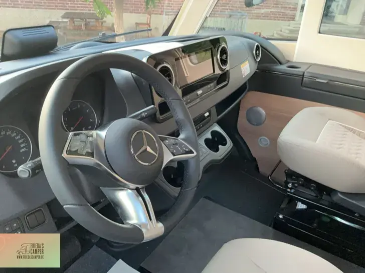 Fahrzeugbild Malibu I Edition+ 490 RB LE Vorführfzg Mercedes MJ26 #9