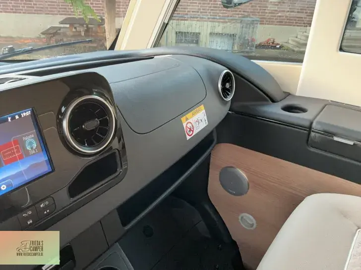 Fahrzeugbild Malibu I Edition+ 490 RB LE Vorführfzg Mercedes MJ26 #10