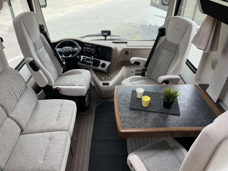 Fahrzeugbild Concorde CHARISMA 860 LI *Barversion*Hubstützen* #16