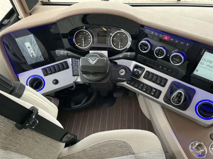 Fahrzeugbild Concorde CHARISMA 860 LI *Barversion*Hubstützen* #26