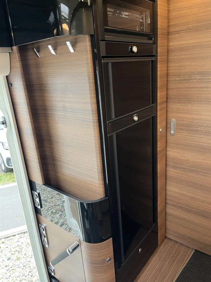 Fahrzeugbild Concorde CHARISMA 860 LI *Barversion*Hubstützen* #28