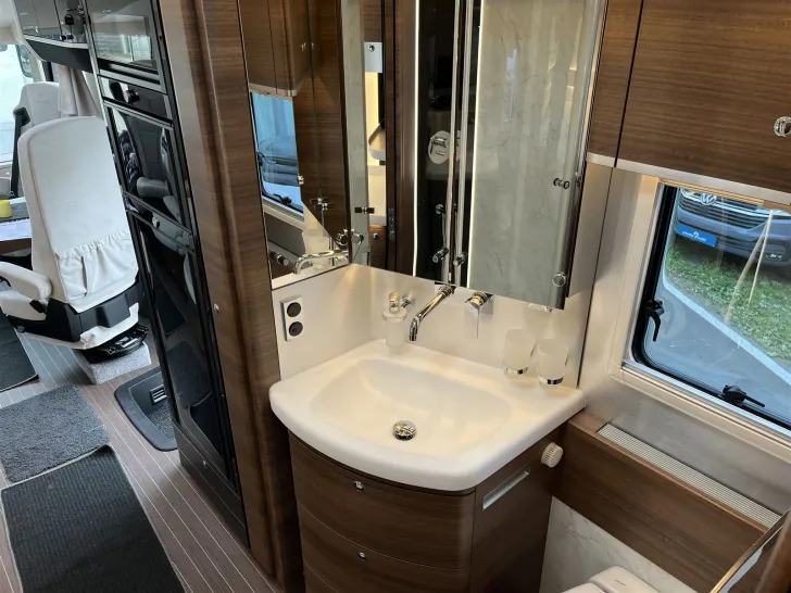 Fahrzeugbild Concorde CHARISMA 860 LI *Barversion*Hubstützen* #29