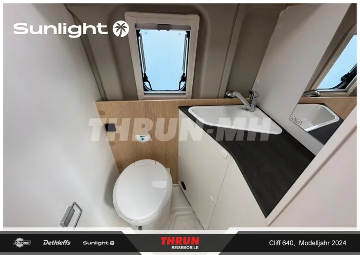 Fahrzeugbild Sunlight Cliff 640 Peugeot #12