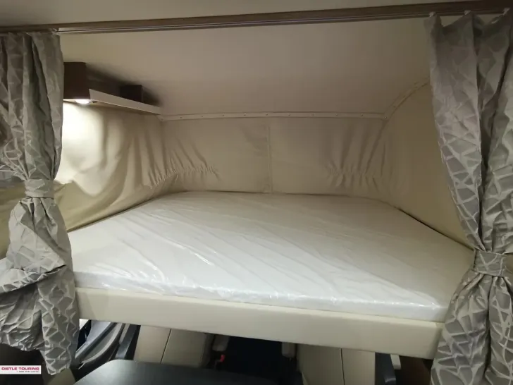 Fahrzeugbild Carthago c-tourer I 143 LE Lightweight ++ Navi; RFK; TV #5