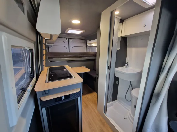 Fahrzeugbild Clever BASE LINE Duo 540 Face to Face & Dieselheizung #22