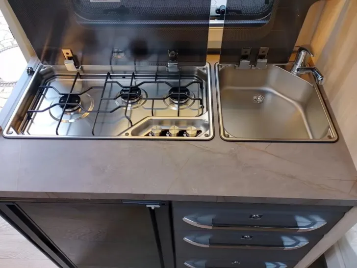 Fahrzeugbild Hobby De Luxe 460 LU Beschenkt Euch selbst! #12