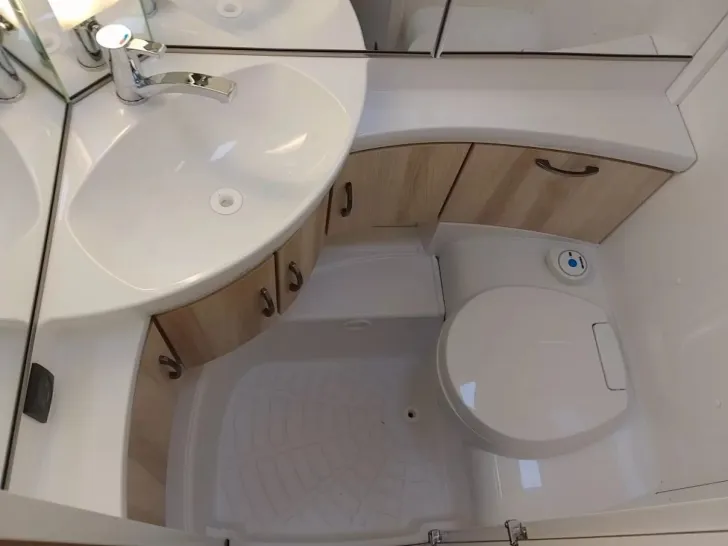Fahrzeugbild Hobby De Luxe 460 LU Beschenkt Euch selbst! #13