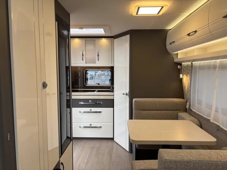 Fahrzeugbild Hobby Excellent 460 SL UVP: 31.843,- EUR #12