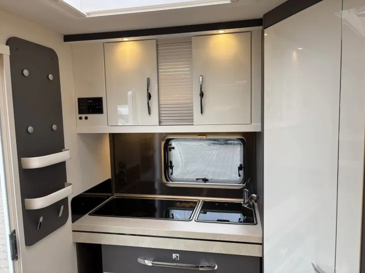 Fahrzeugbild Hobby Excellent 460 SL UVP: 31.843,- EUR #13