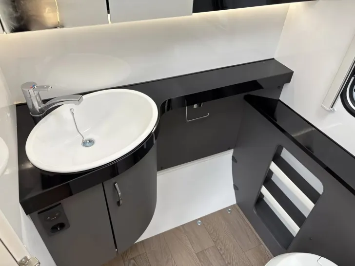 Fahrzeugbild Hobby Excellent 460 SL UVP: 31.843,- EUR #21