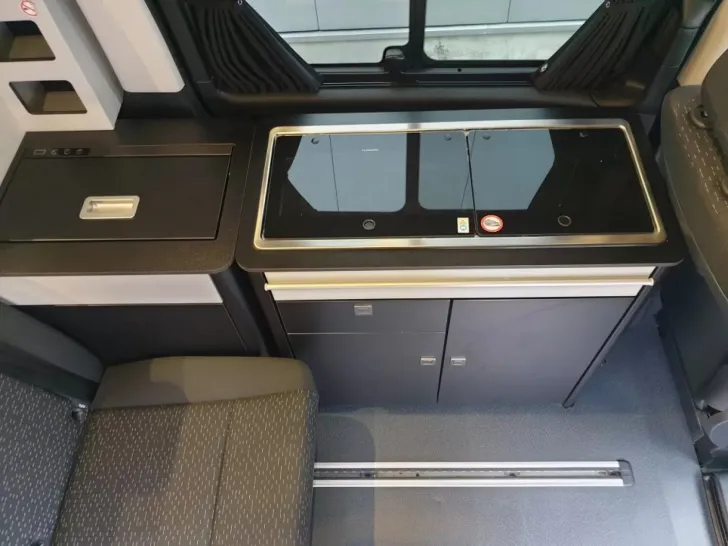 Fahrzeugbild VanTourer Urban COMFORT aus Vermietflotte #11