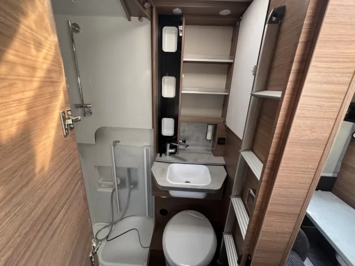 Fahrzeugbild Knaus Tourer Van 500 MQ Vansation aus Vermietflotte #17