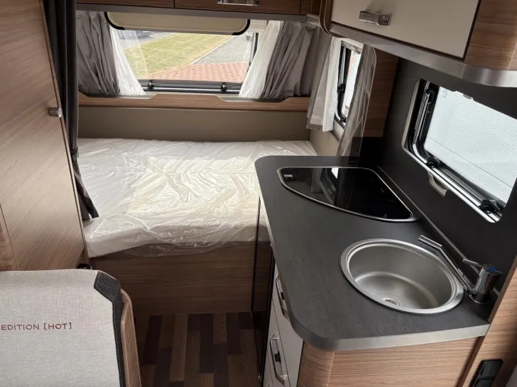 Fahrzeugbild Weinsberg CaraOne 390 QD IC-Line HOT Edition #9