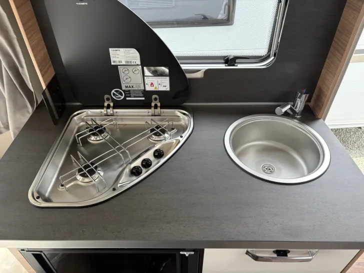 Fahrzeugbild Weinsberg CaraOne 390 QD IC-Line HOT Edition #10