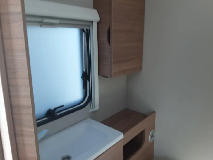 Fahrzeugbild Weinsberg CaraOne 390 QD IC-Line HOT Edition #18