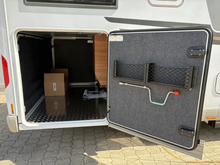Fahrzeugbild Carthago chic c-line T 4.9 LE UVP: 152.825,- EUR #26