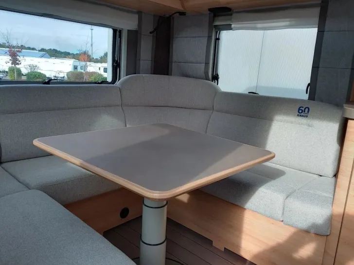 Fahrzeugbild Knaus Südwind 60 YEARS 500 FU Lithium-Paket, ATC; Duo #8