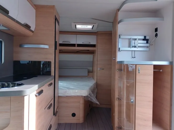 Fahrzeugbild Knaus Südwind 60 YEARS 500 FU Lithium-Paket, ATC; Duo #10