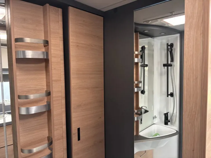 Fahrzeugbild Knaus L!VE TI 650 MEG Platinum Selection #16