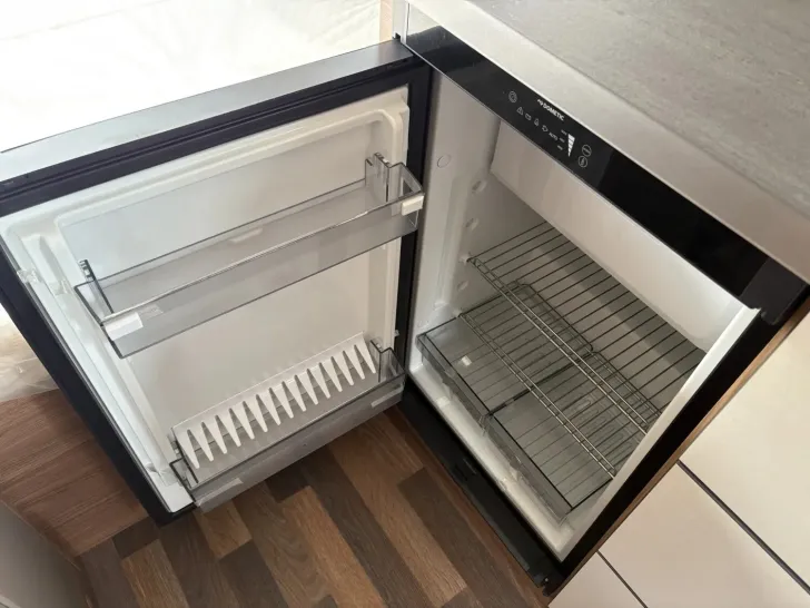 Fahrzeugbild Weinsberg CaraOne 420 QD Beschenkt Euch selbst #11