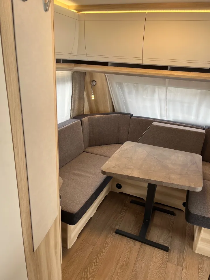 Fahrzeugbild Hobby DE LUXE 460 LU #5