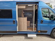 Fahrzeugbild Clever SELECT LINE Runner Längsbetten #16