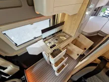 Fahrzeugbild Clever SELECT LINE Runner Längsbetten #21