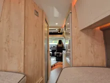 Fahrzeugbild Clever SELECT LINE Runner Längsbetten #32