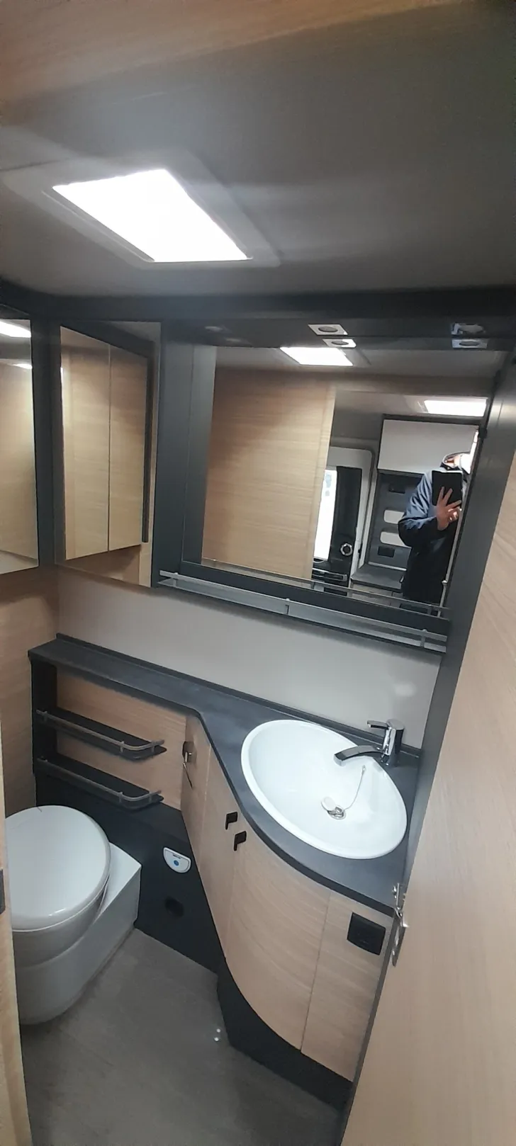 Fahrzeugbild Hobby Maxia 595 KML - stark reduziert/ Vorzelt #10