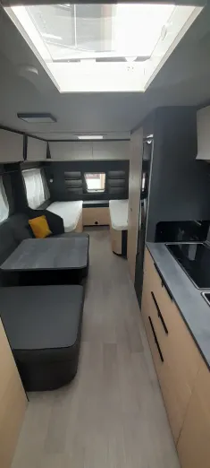 Bild 14 Hobby Maxia 595 KML - stark reduziert/ Vorzelt