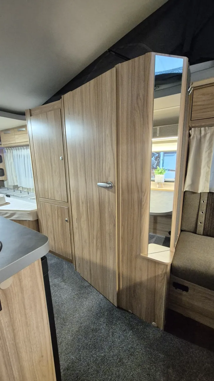 Fahrzeugbild Hymer Eriba Feeling 442 #24