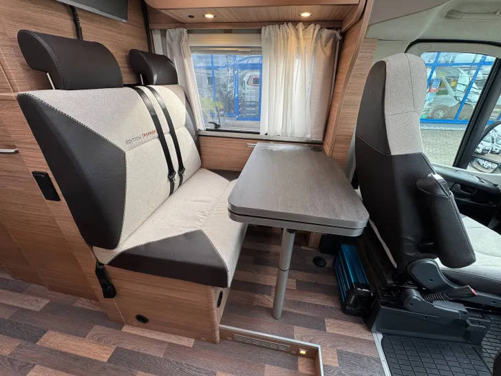 Fahrzeugbild Weinsberg Pepper 600 MEG, SAT,TV,SOLAR,LITHIUM,...... #23