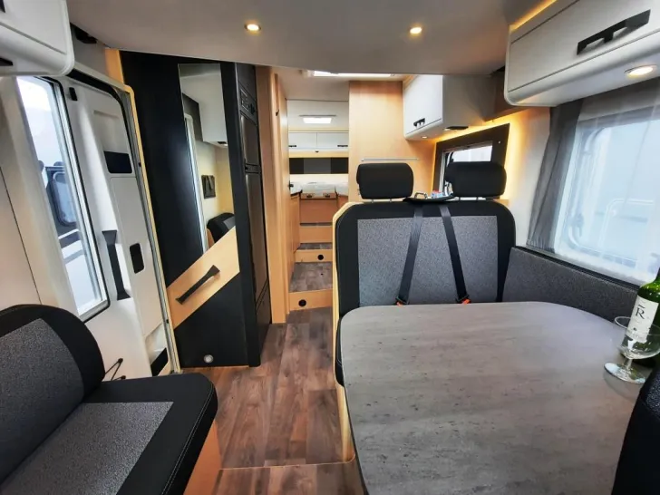 Fahrzeugbild Sunlight T 68 Verfüg./Sparen Sie 3.604,- € #5
