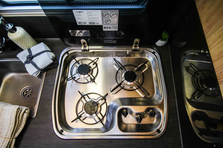 Fahrzeugbild Knaus Sky TI 650 MEG Platinum Selection S7-Fenster | Trittstufe #9